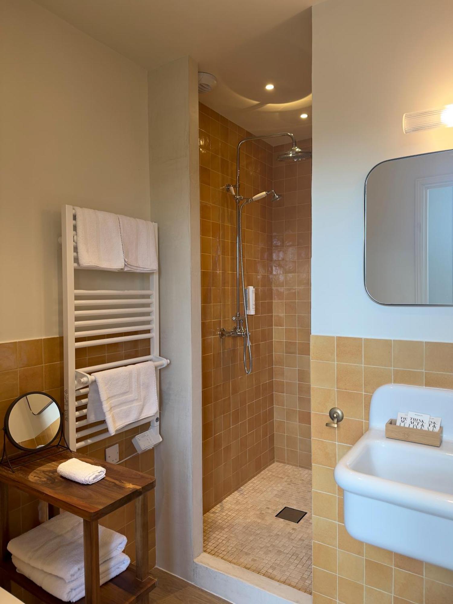 Du Redier - Logis Hotel Colomars